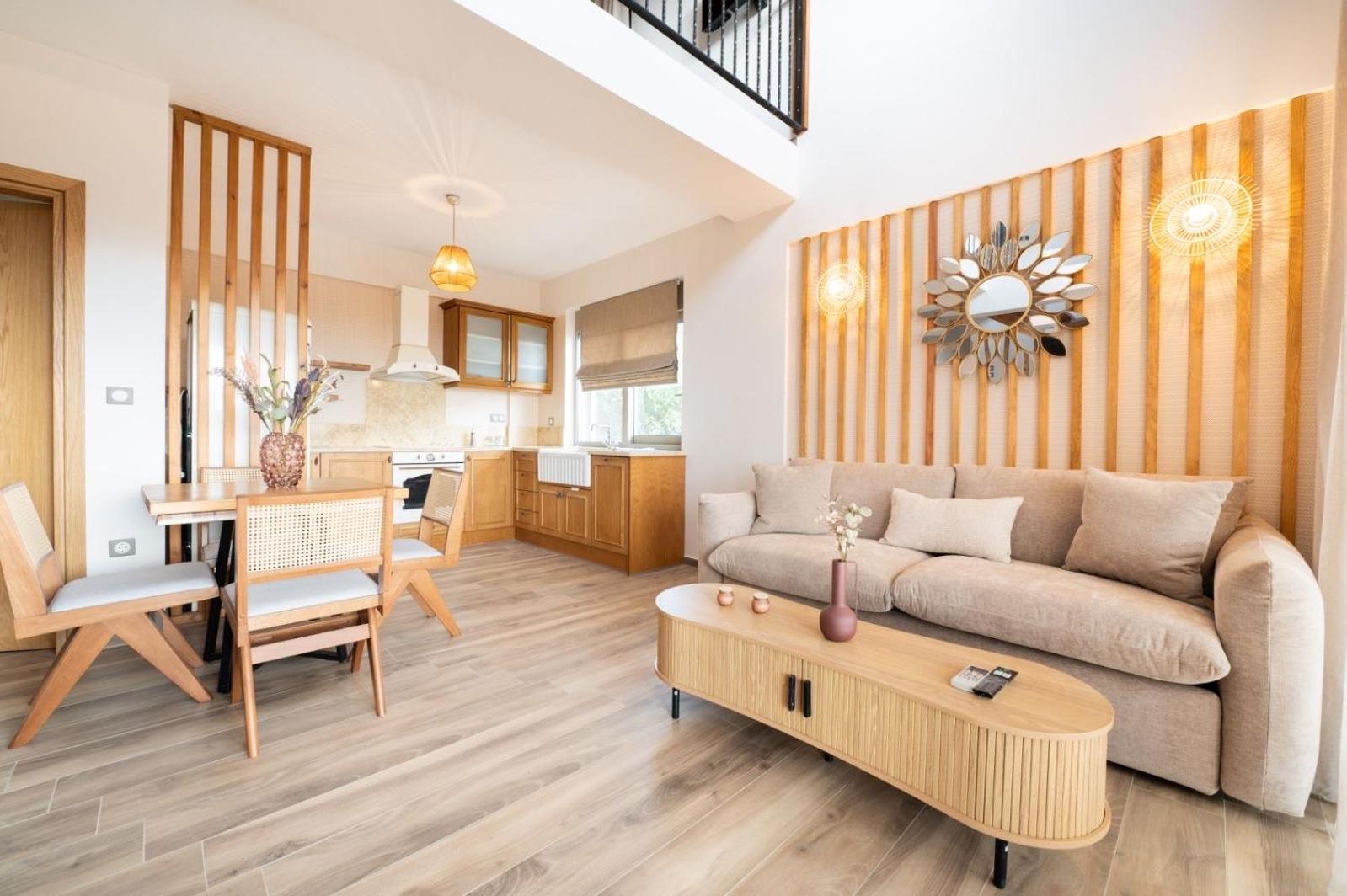 קלמאטה Petradi Suites מראה חיצוני תמונה
