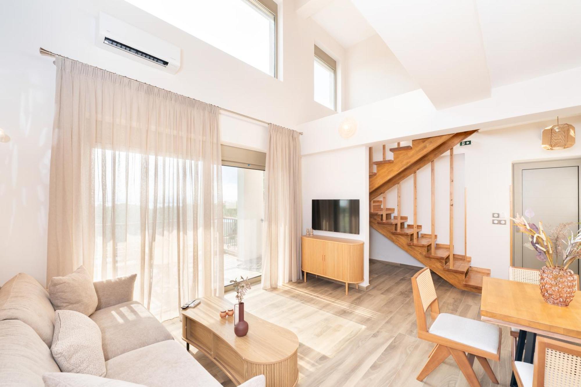 קלמאטה Petradi Suites מראה חיצוני תמונה