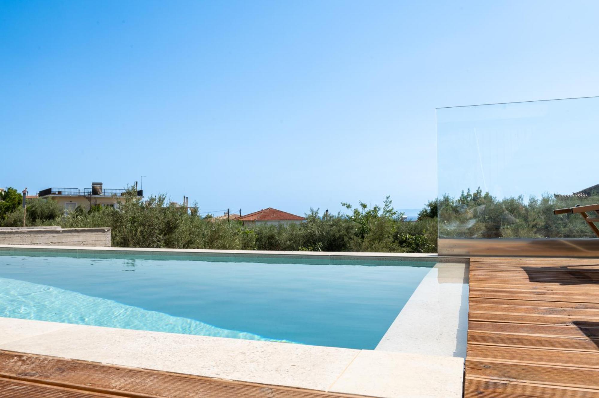 קלמאטה Petradi Suites מראה חיצוני תמונה